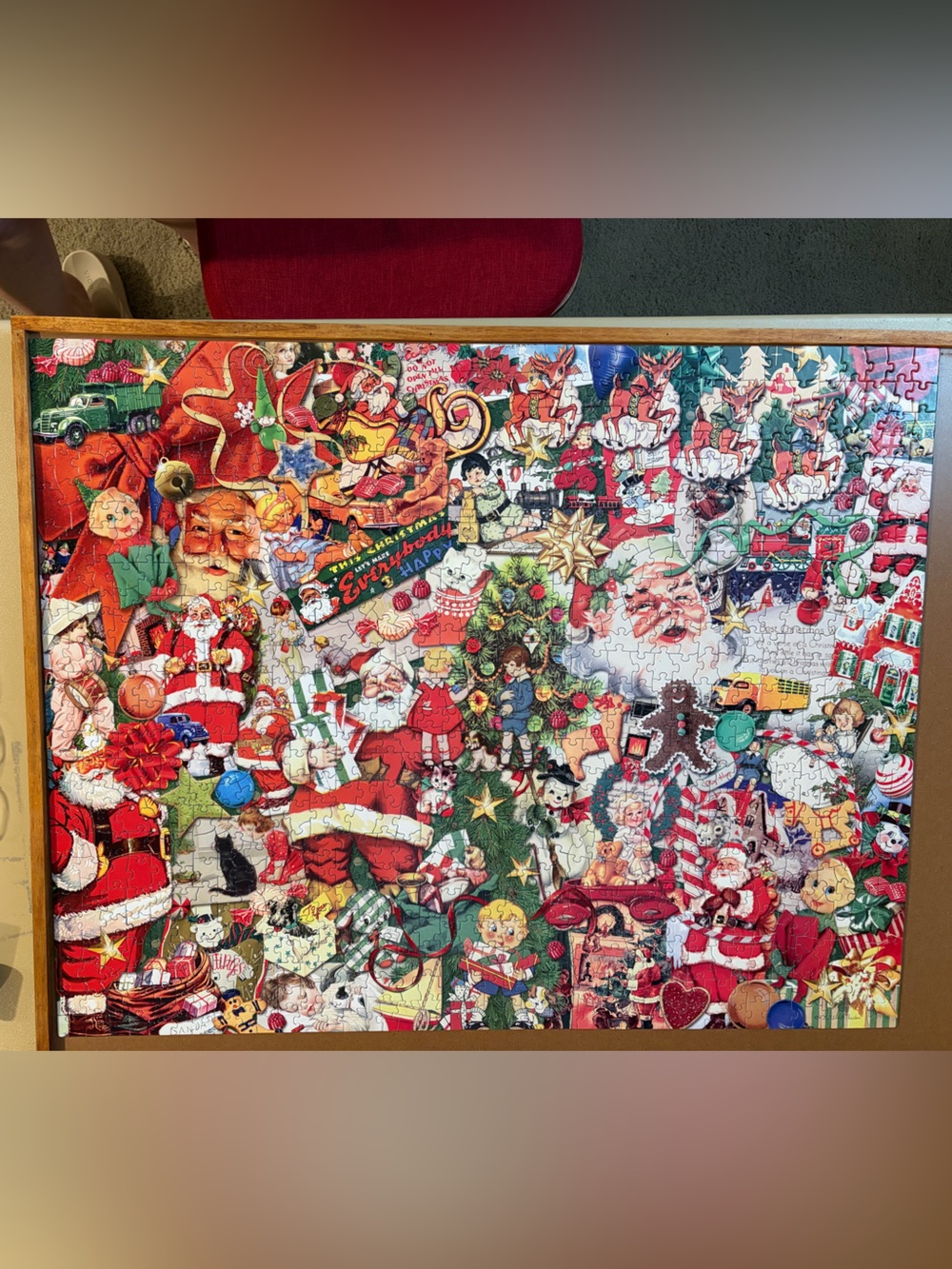 Vermont Christmas Vintage Christmas 1000 Piece Jigsaw Puzzle - Picture 3 of 14